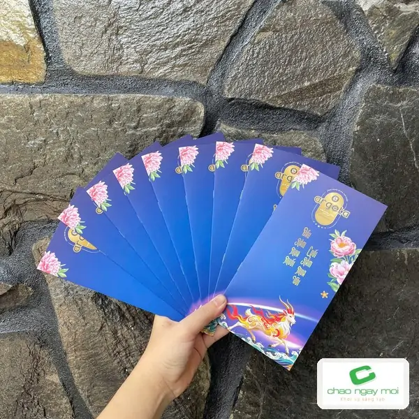 Thiệp gấp quạt in thử gi&uacute;p kiểm tra m&agrave;u sắc trước khi đặt đơn h&agrave;ng lớn