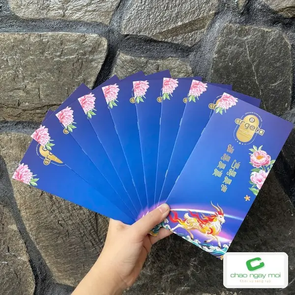 Phiếu in liên tục dạng gấp xếp được xếp gọn thành chồng